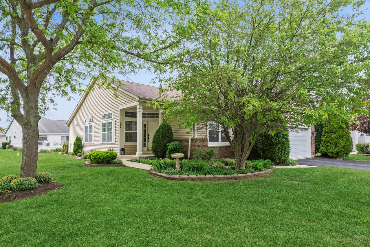 21626 W Larch Dr., Plainfield, IL 60544