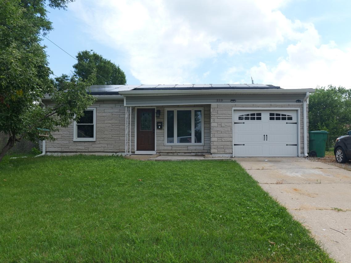 229 Nippert Ave., Romeoville, IL 60446