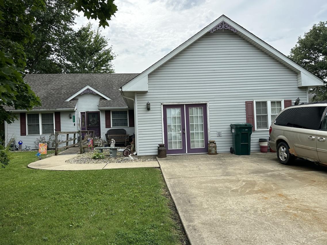 625 N Diversatech Dr., Manteno, IL 60950