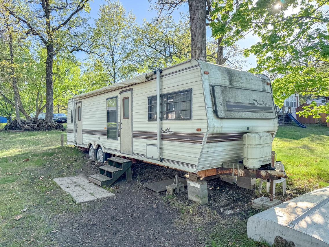 5/493 Woodhaven, Sublette, IL 61367