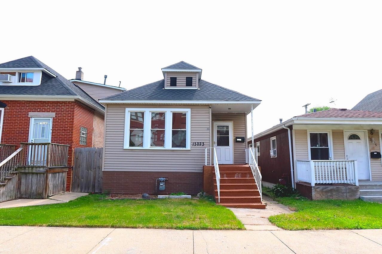 13223 S Buffalo Ave., Chicago, IL 60633