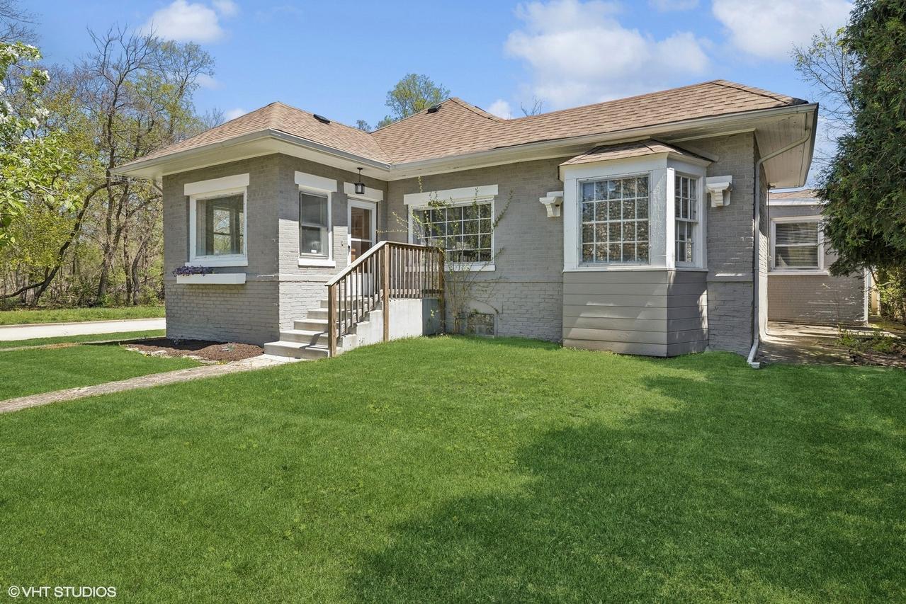 8223 W 30th St., North Riverside, IL 60546