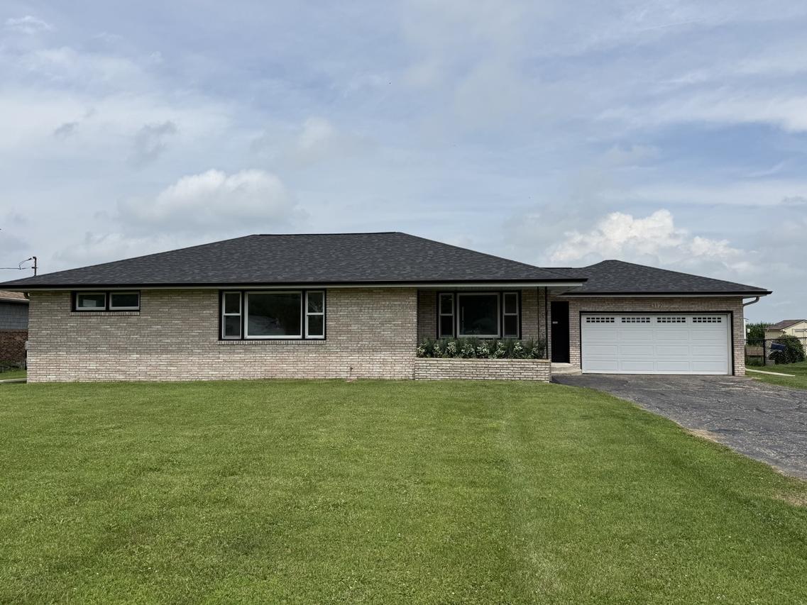 312 Chestnut St., Dalzell, IL 61320