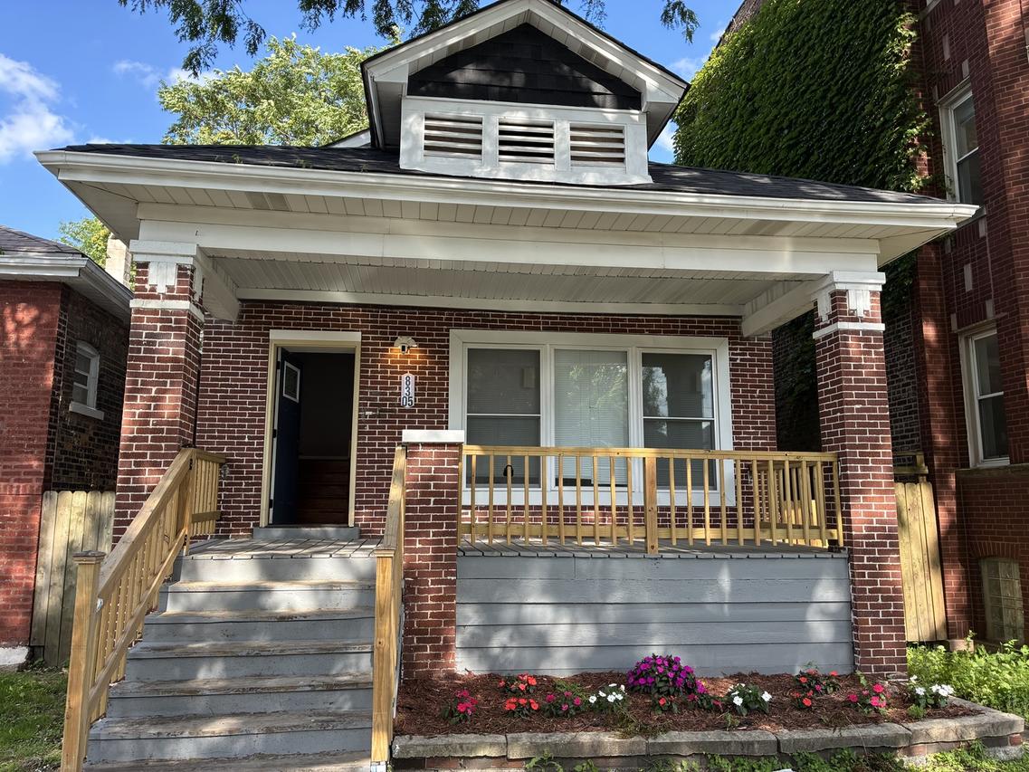 8305 S Maryland Ave., Chicago, IL 60619