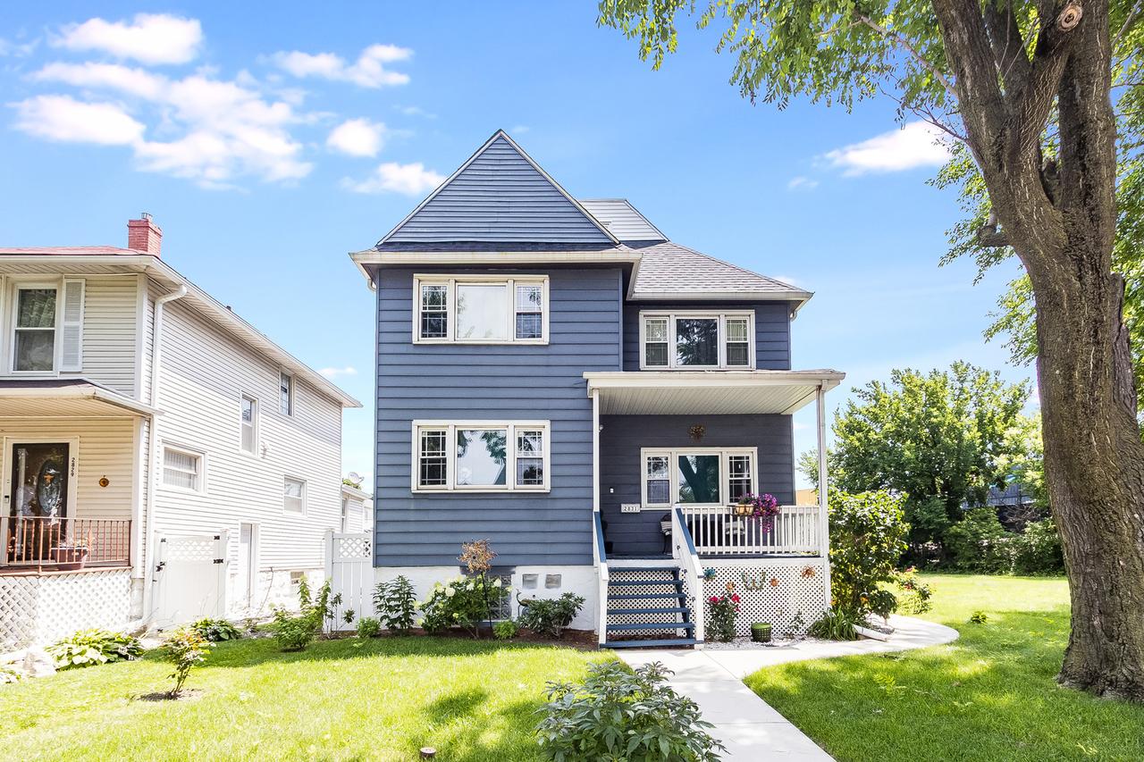 2831 S Austin Blvd., Cicero, IL 60804