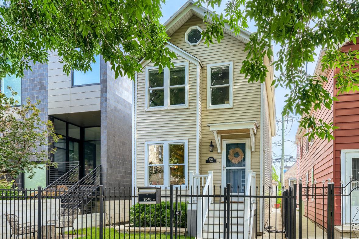 2048 W Huron St., Chicago, IL 60612