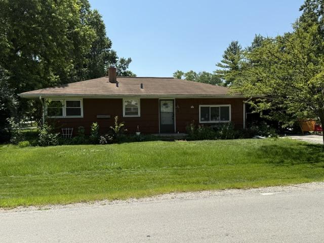 6100 Pershing Ave., Downers Grove, IL 60516