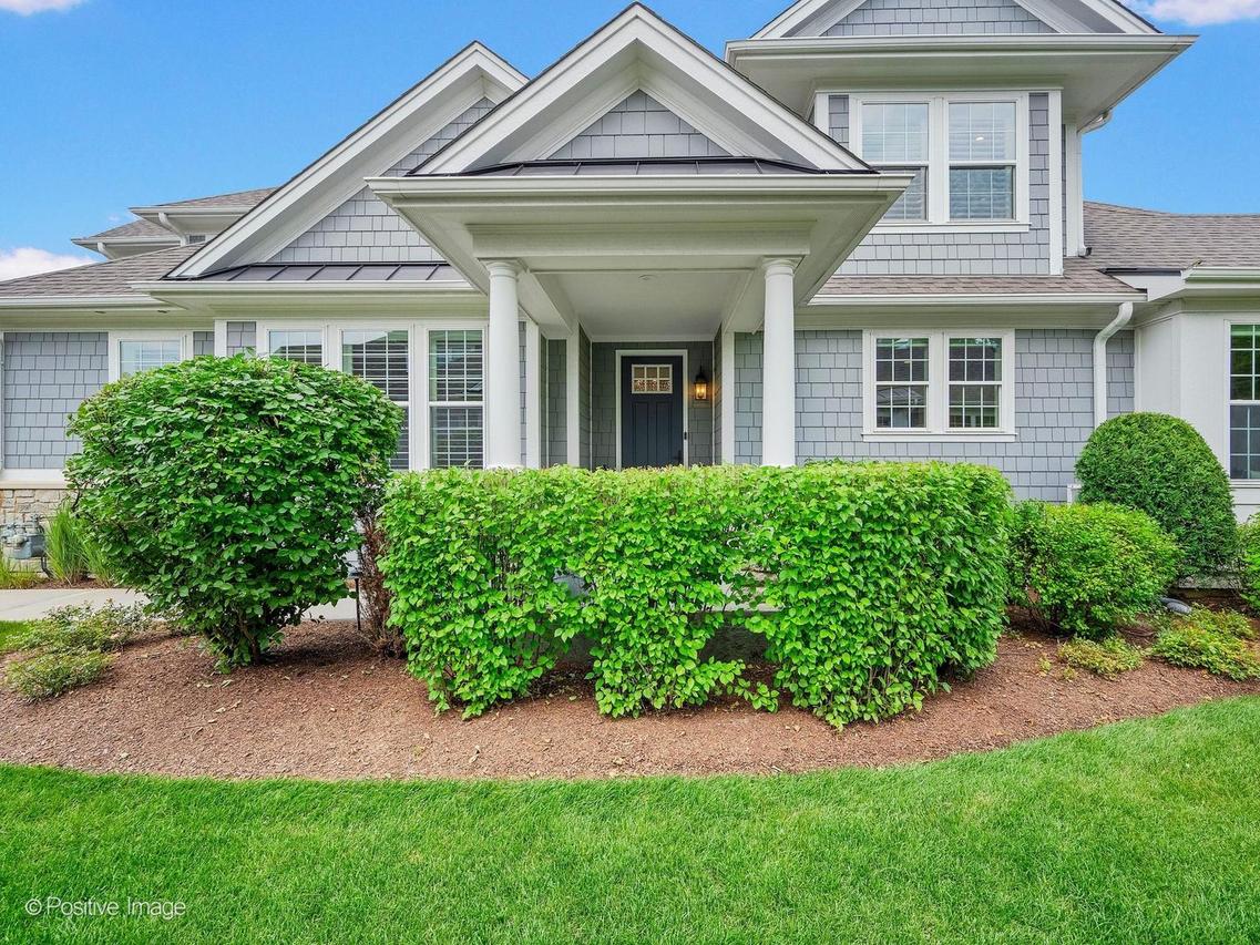 5511 Barton Ln., Hinsdale, IL 60521