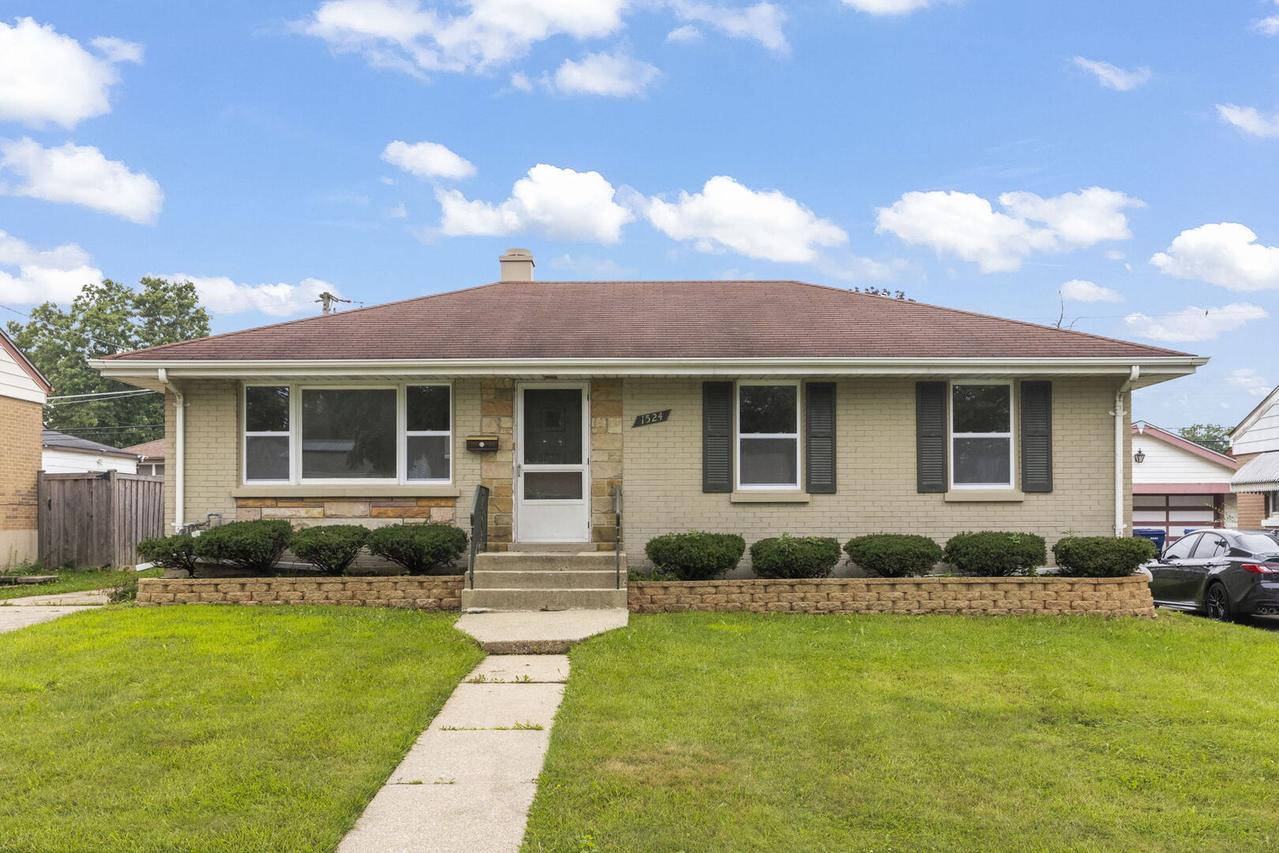 1524 Harding Ave., Berkeley, IL 60163