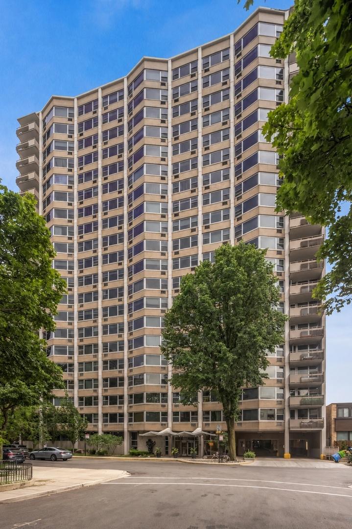 555 W Cornelia Ave. #1311, Chicago, IL 60657