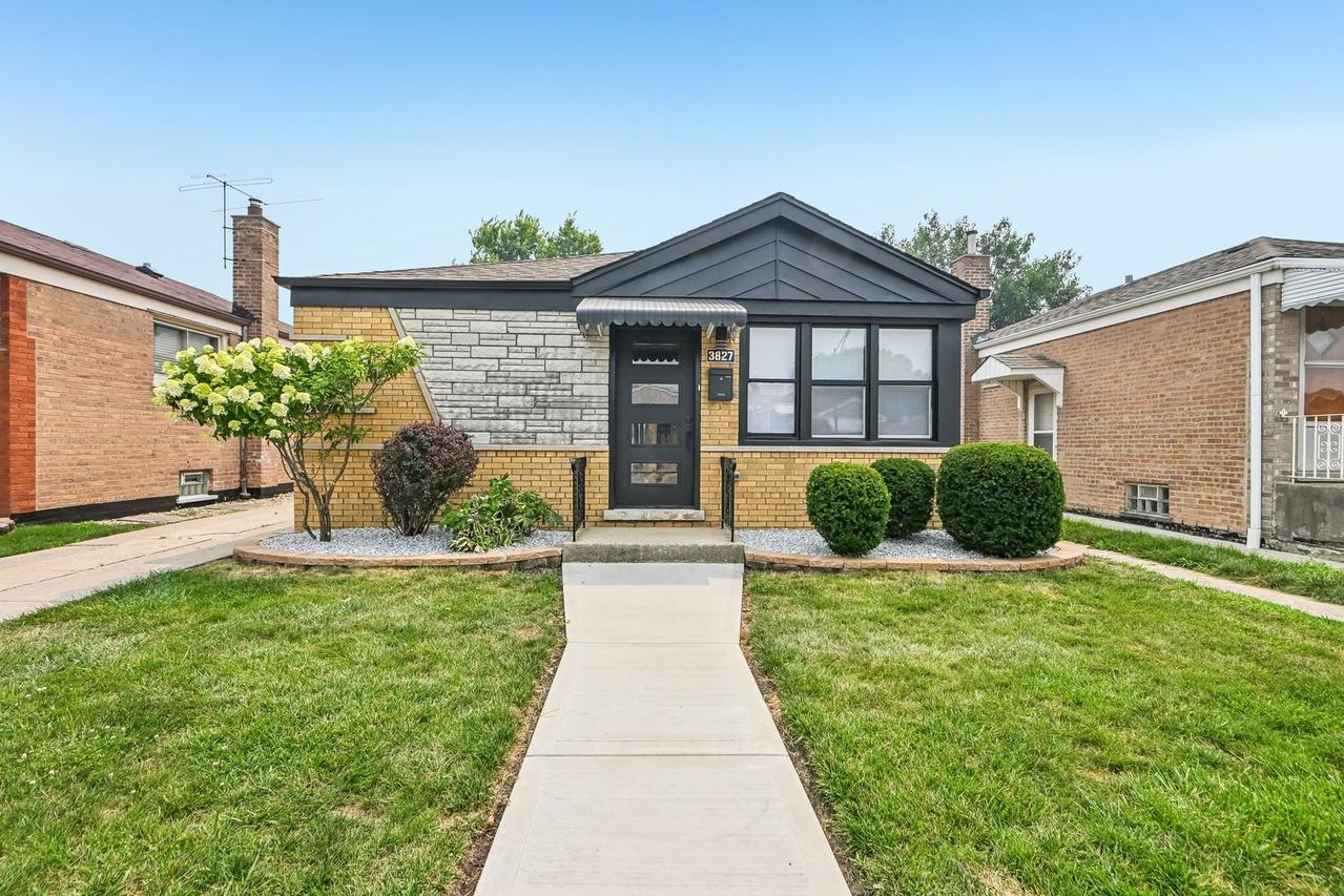 3827 W Hayford St., Chicago, IL 60652