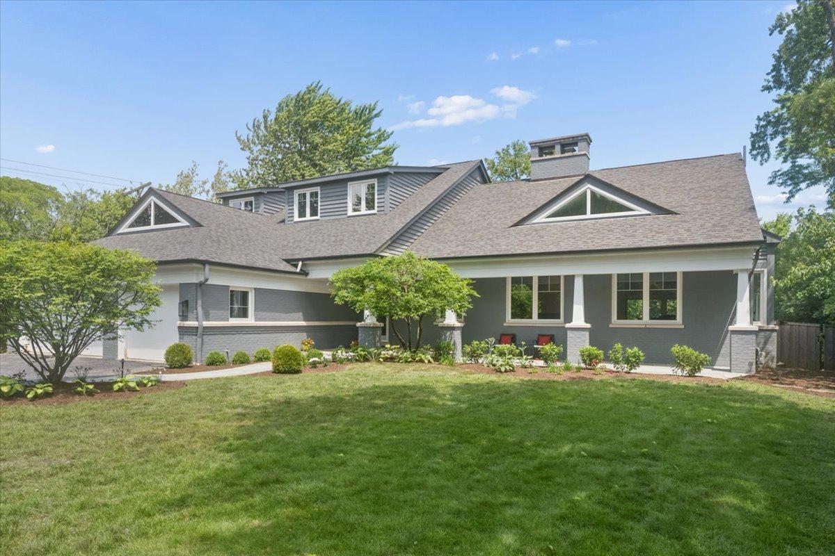 394 Ramsay Rd., Deerfield, IL 60015