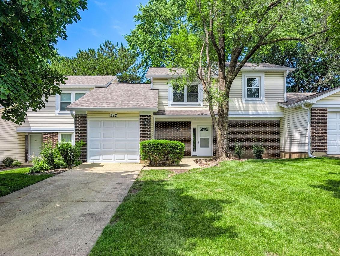 217 Tamarack Dr., Bloomingdale, IL 60108