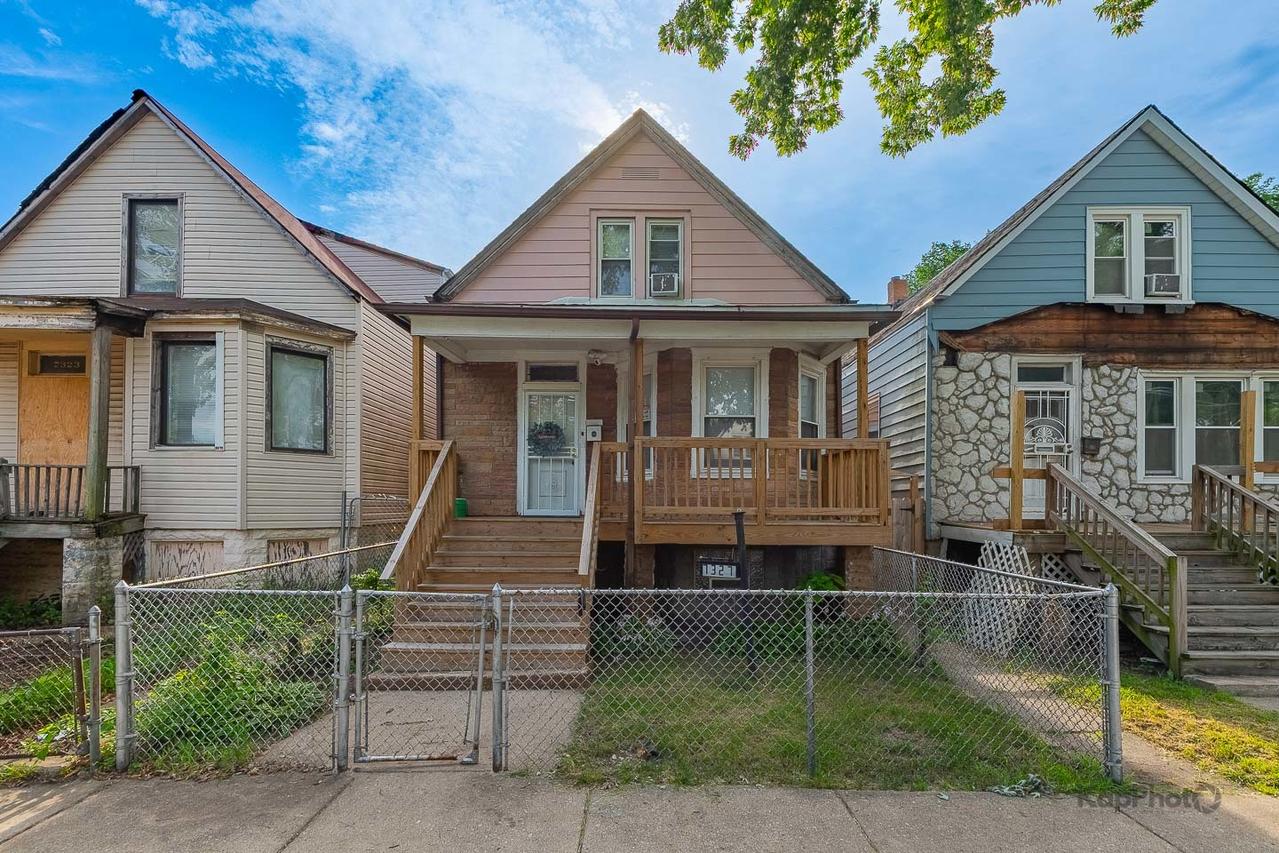7327 S Carpenter St., Chicago, IL 60621