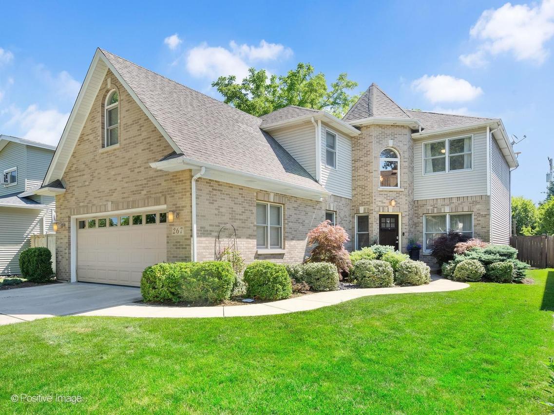 267 N Walnut St., Elmhurst, IL 60126