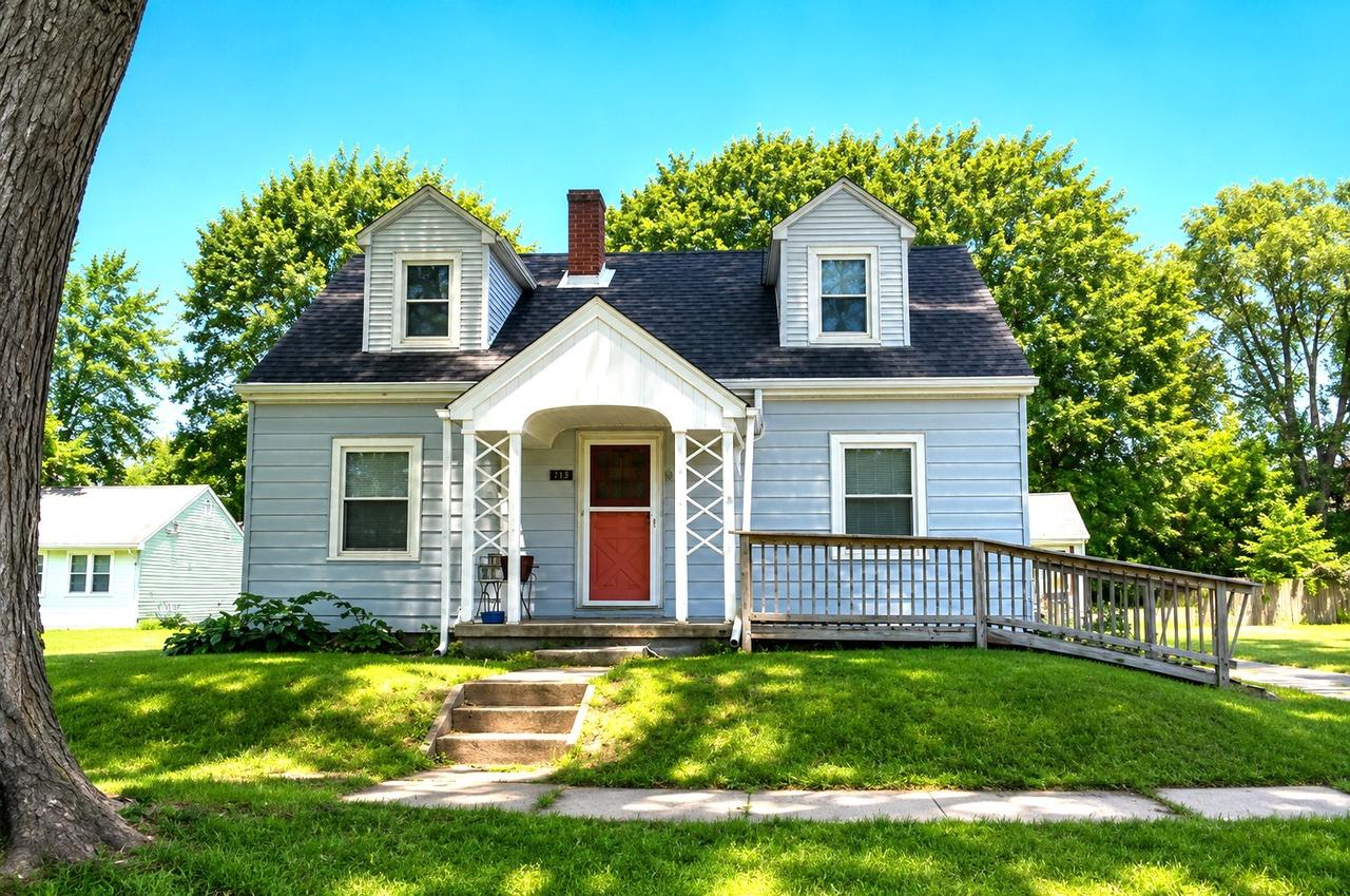 1402 W 3rd St., Sterling, IL 61081