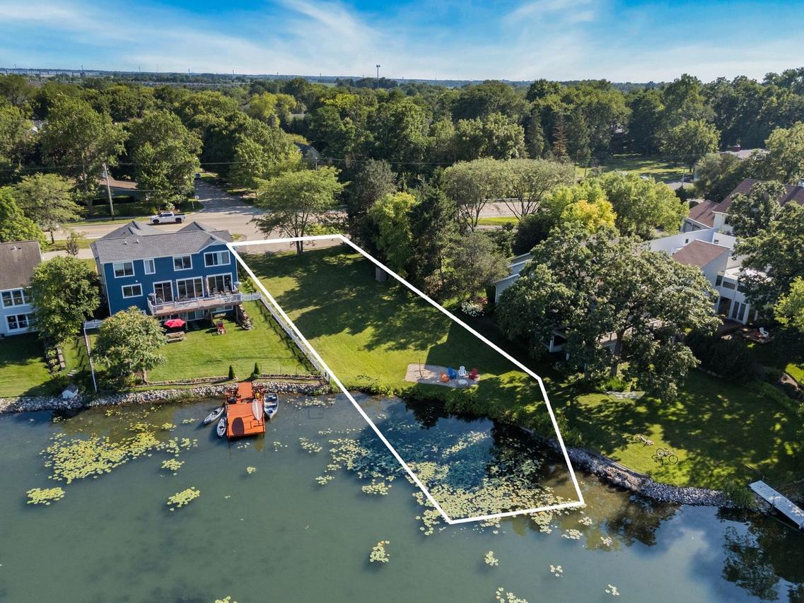W Belvidere Rd., Grayslake, IL 60030
