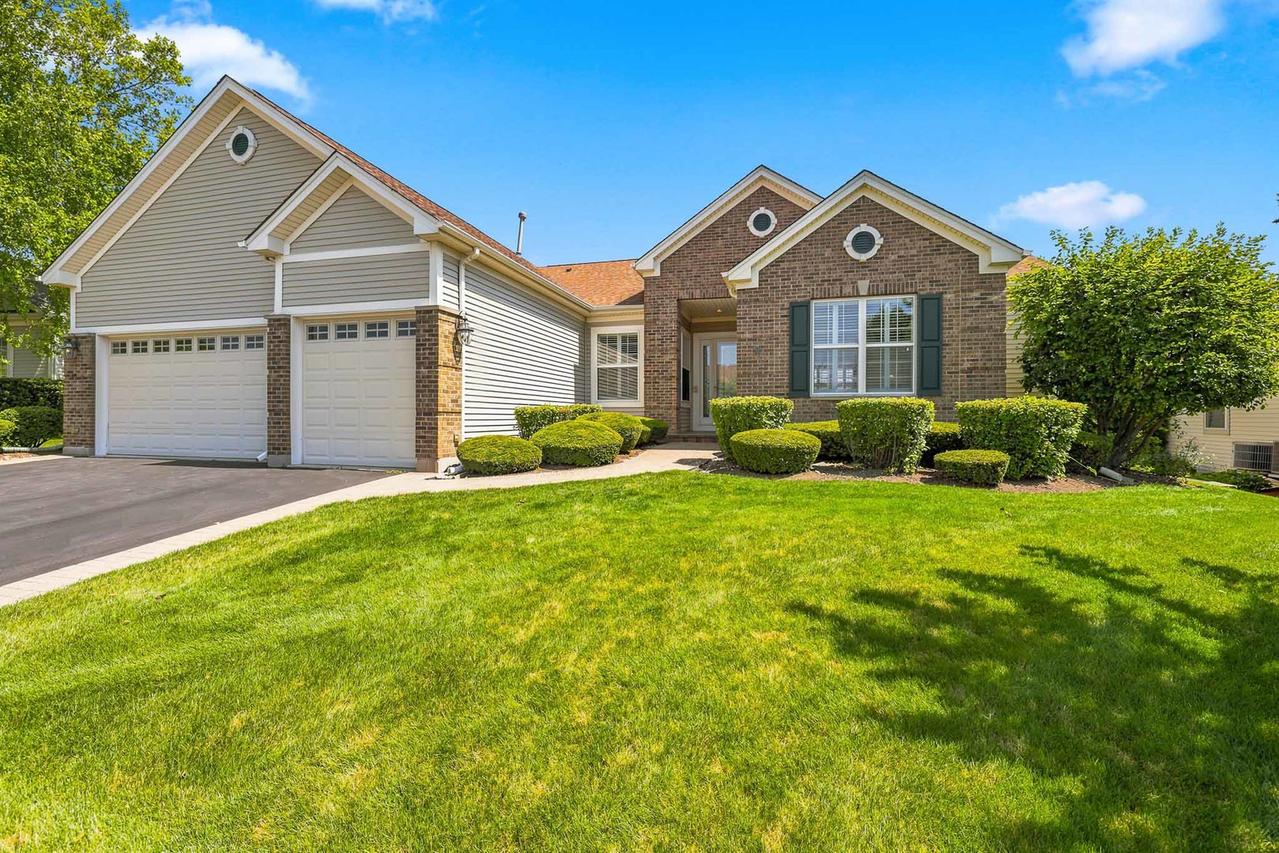 12392 Pheasant Ridge Dr., Huntley, IL 60142