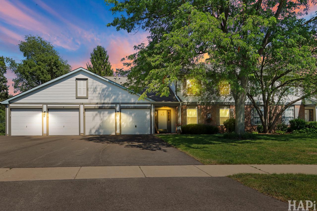 260 Crestview Dr. #C, Wauconda, IL 60084