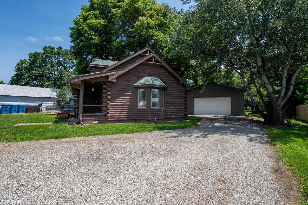 503 S Race St., Atlanta, IL 61723