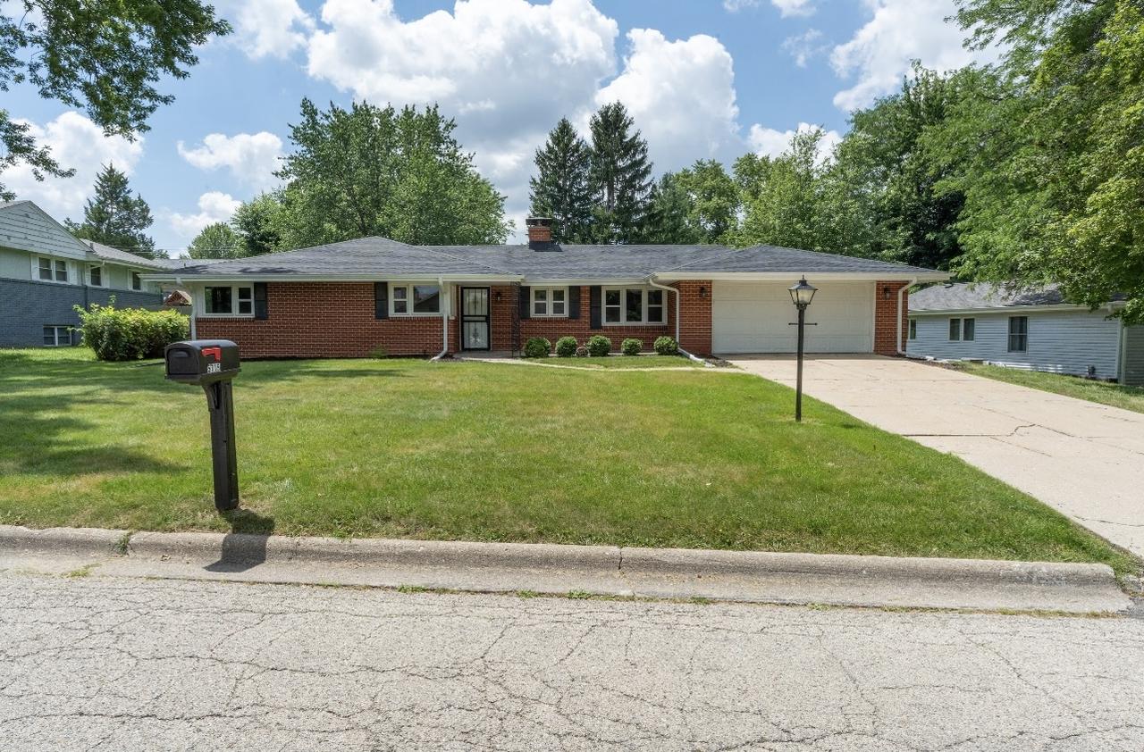 5715 Knollwood Rd., Rockford, IL 61107
