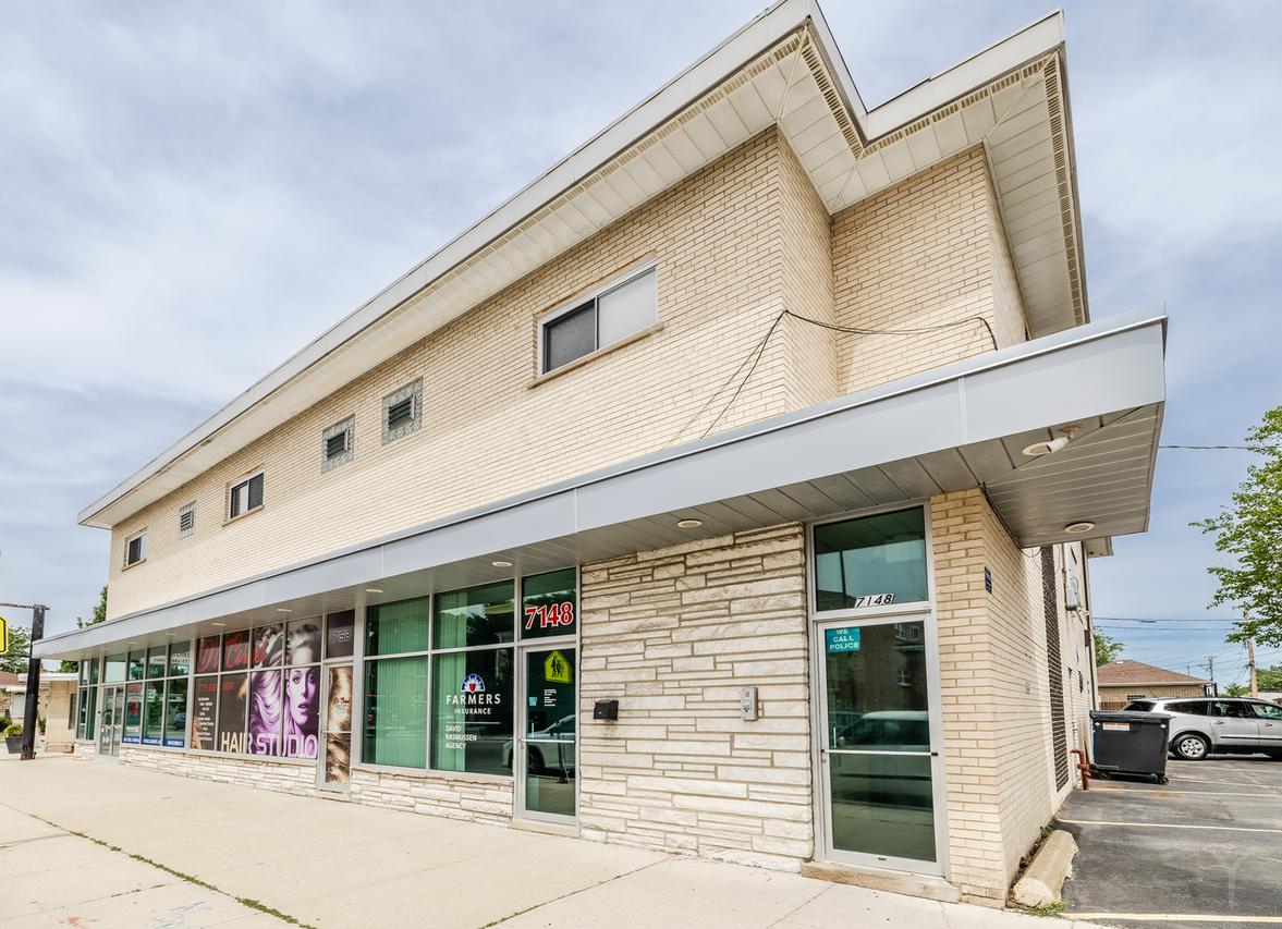 7148 W Addison St. #C, Chicago, IL 60634