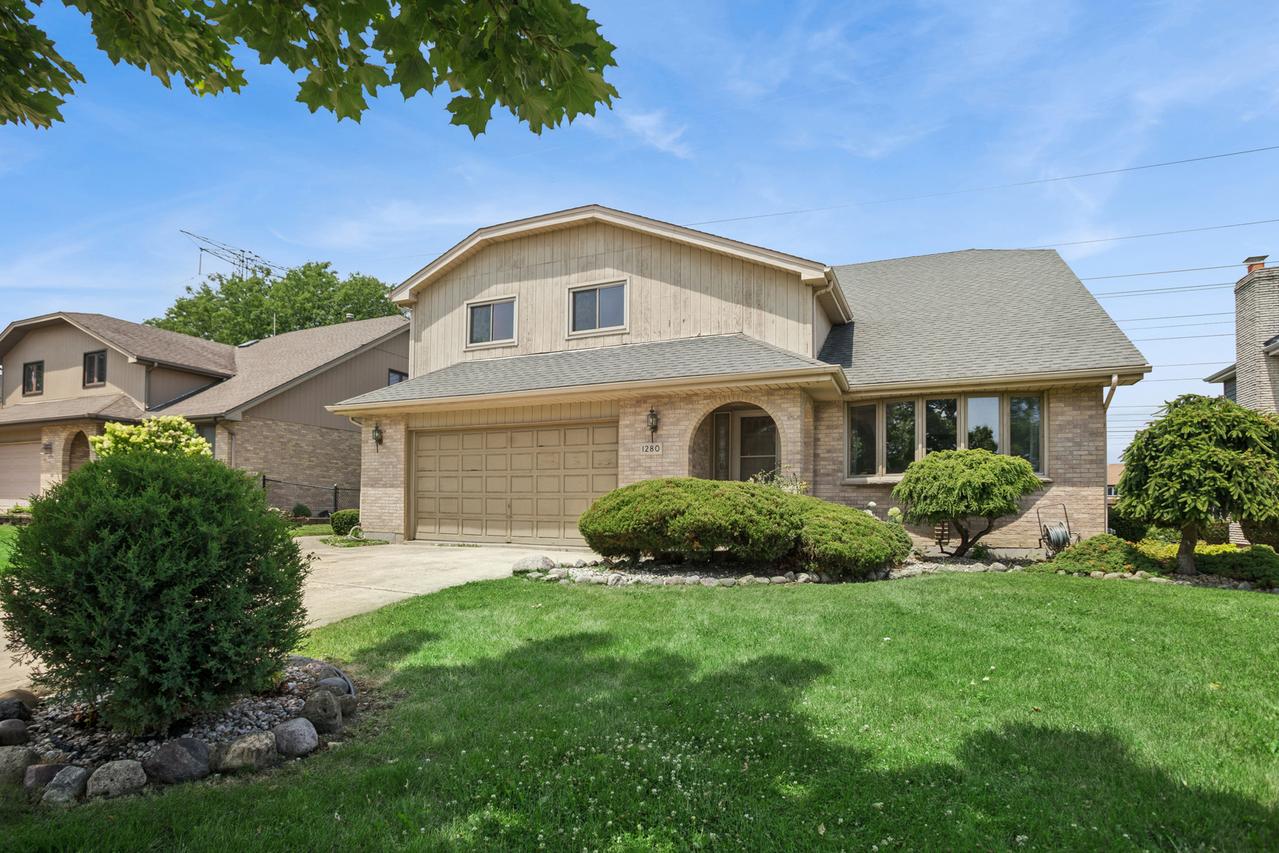1280 N Aspen Way, Addison, IL 60101