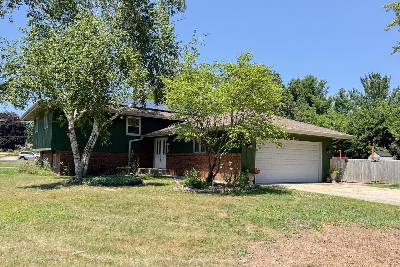 1781 Bracknel Blvd., Rockford, IL 61103