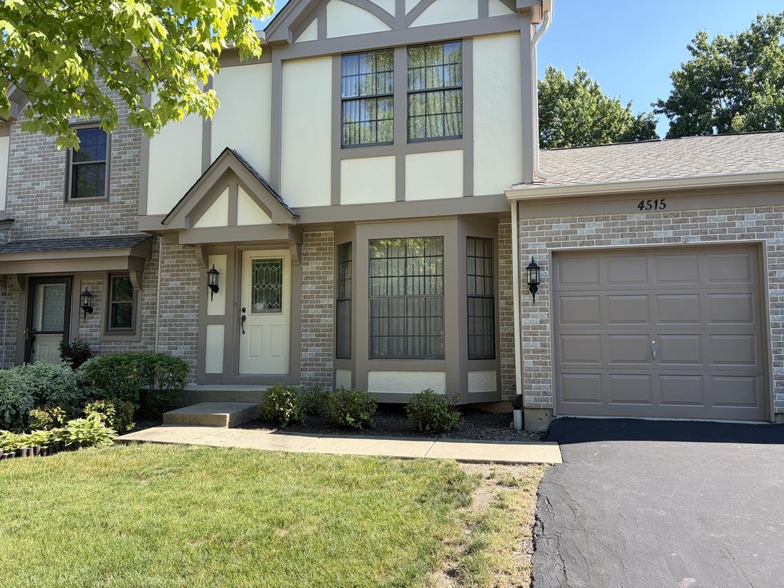 4515 Opal Dr., Hoffman Estates, IL 60192