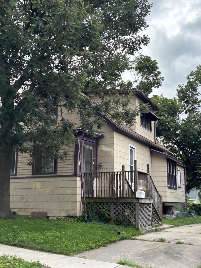 807 E Miller St., Bloomington, IL 61701