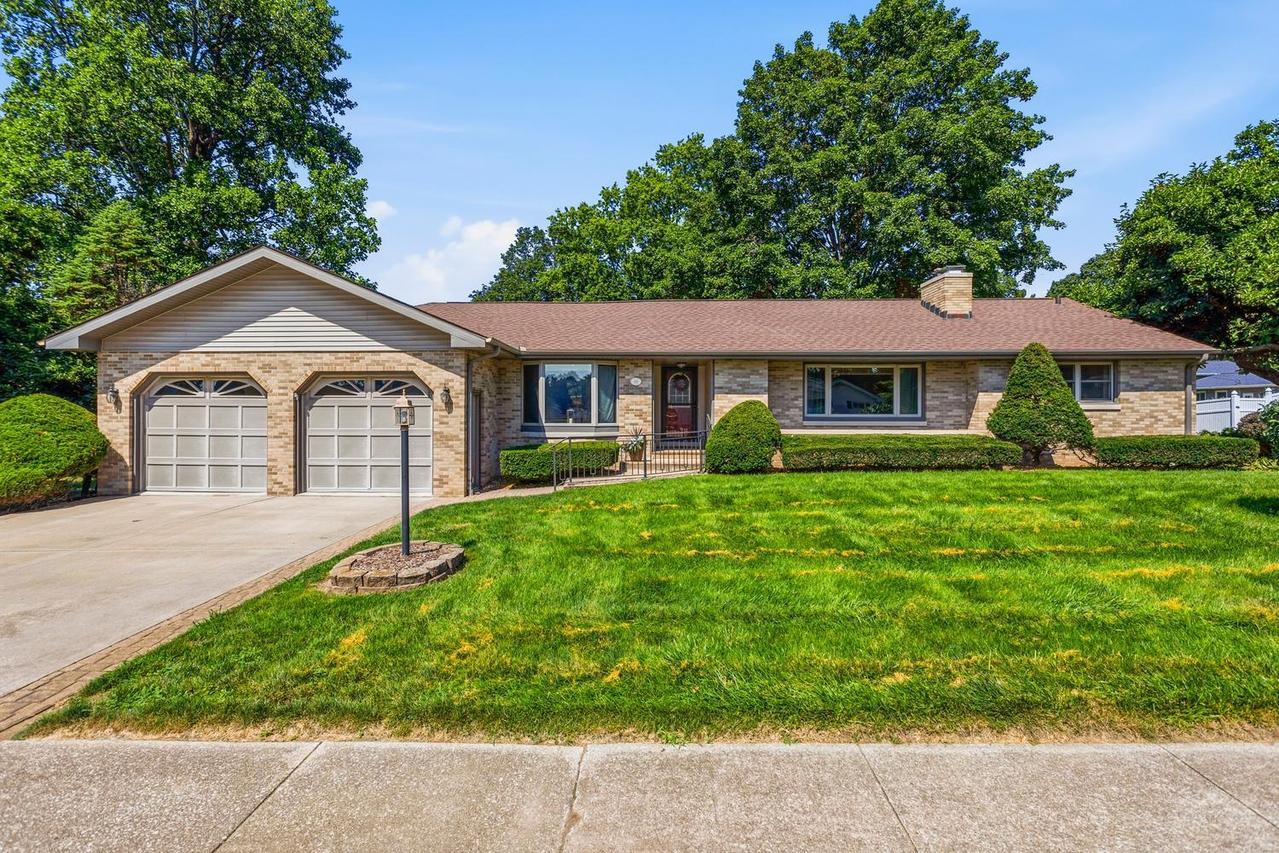 [Address Hidden by Seller], Mahomet, IL 61853