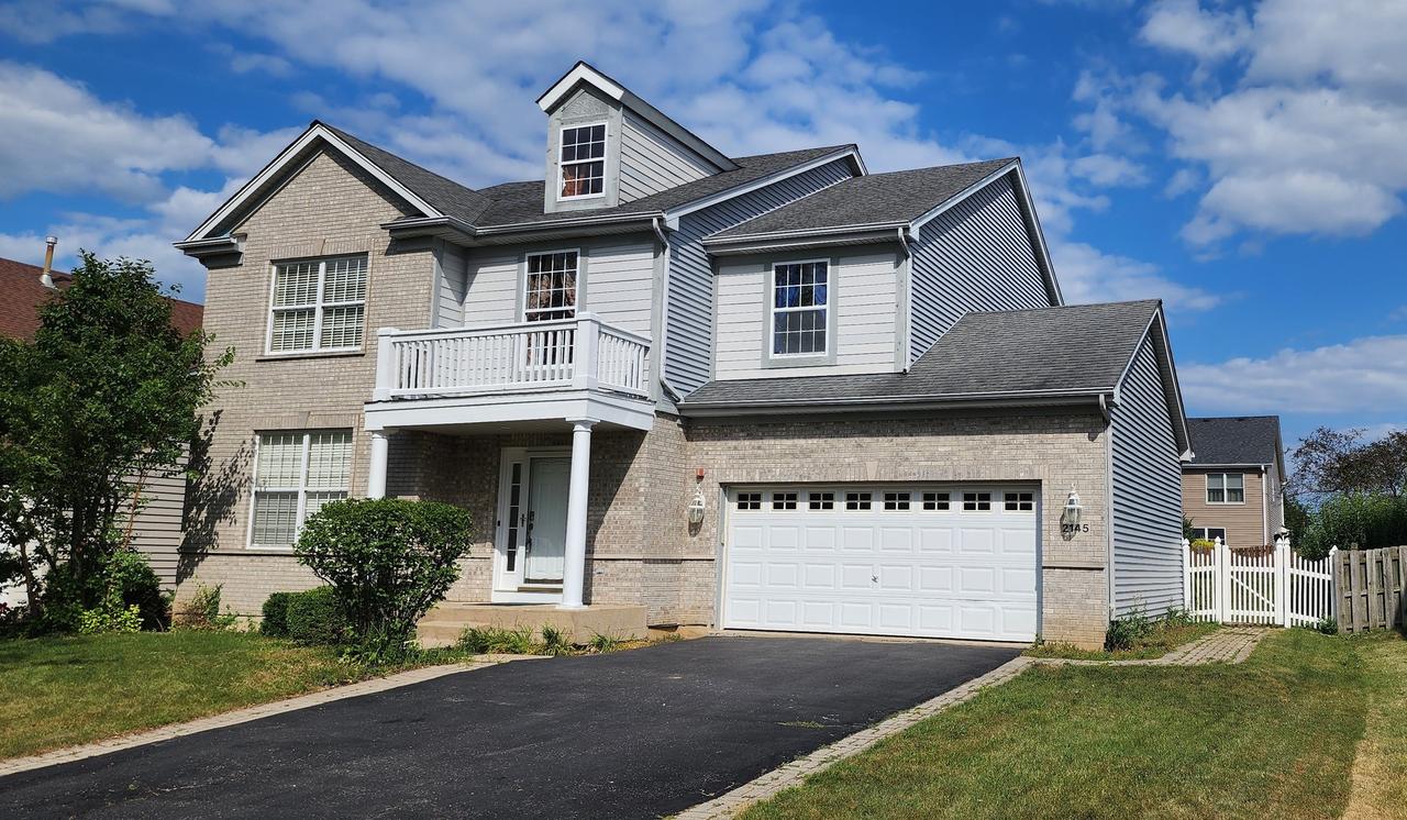 2145 Colchester Ave., Hoffman Estates, IL 60192