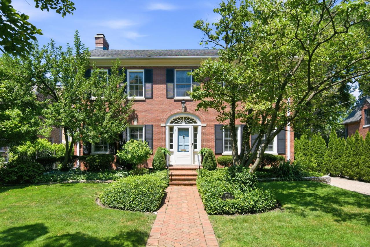 2915 Grant St., Evanston, IL 60201