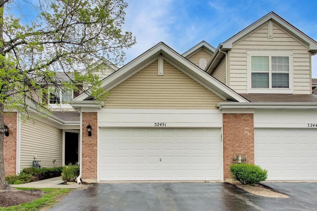 32451 N Allegheny Way, Lakemoor, IL 60051