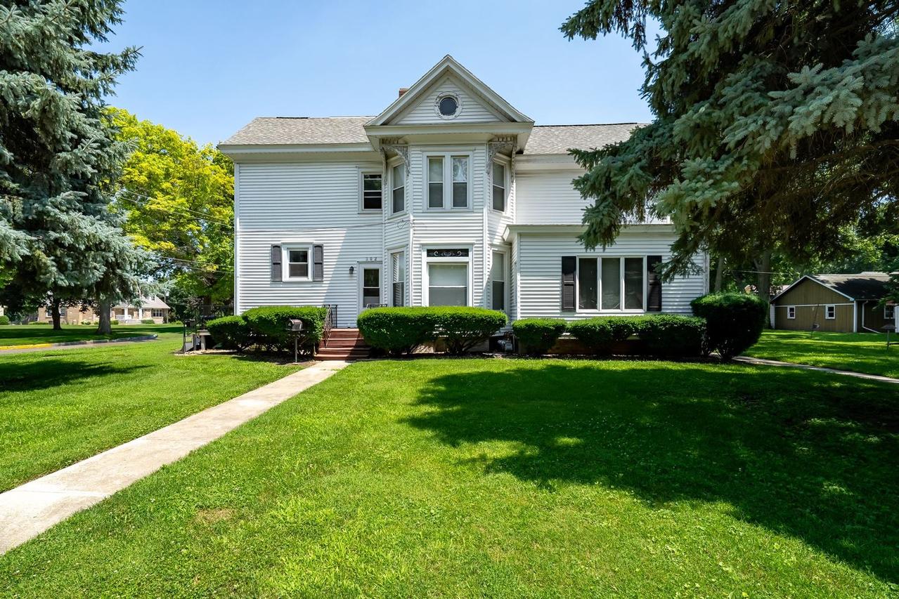 302 S Oak St., Pontiac, IL 61764