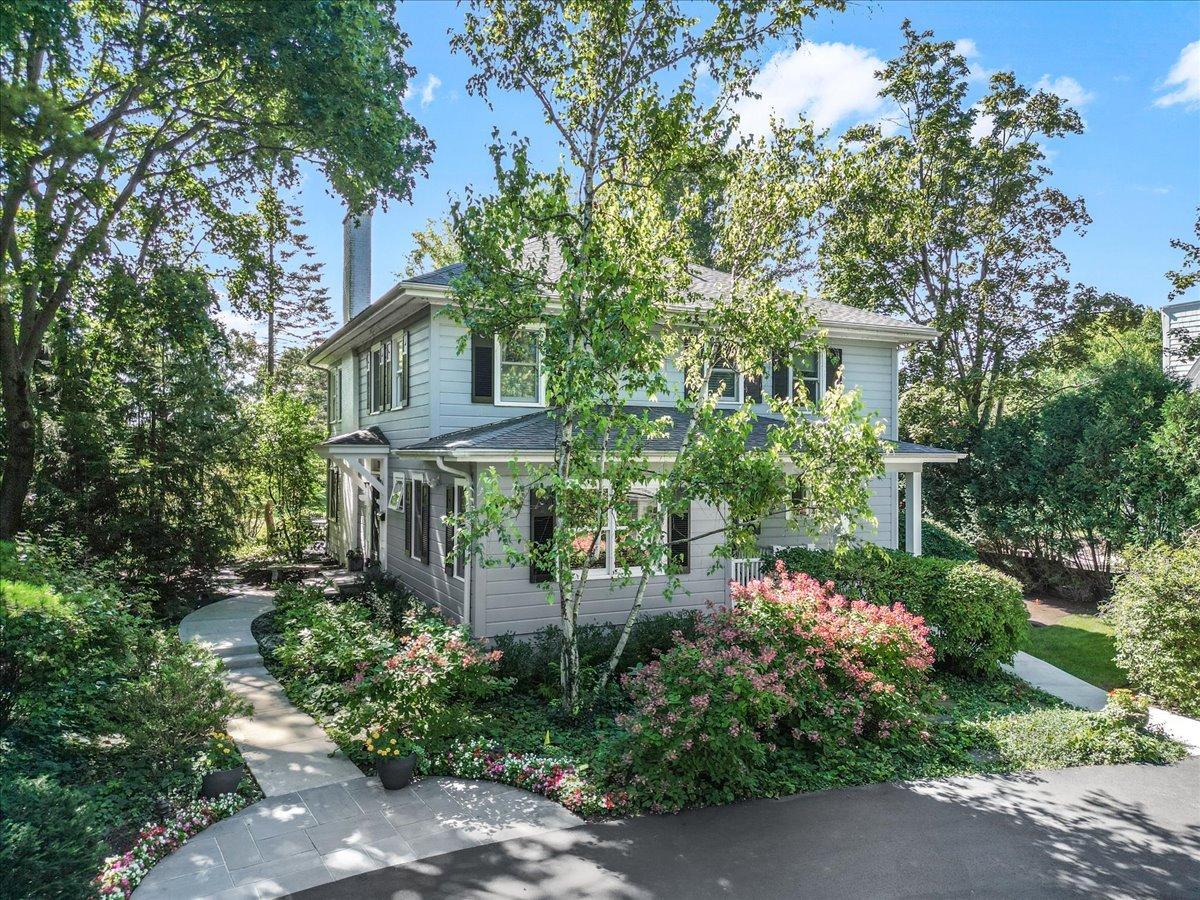 1440 Tower Rd., Winnetka, IL 60093