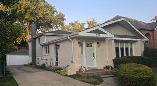 909 S Dryden Pl., Arlington Heights, IL 60005