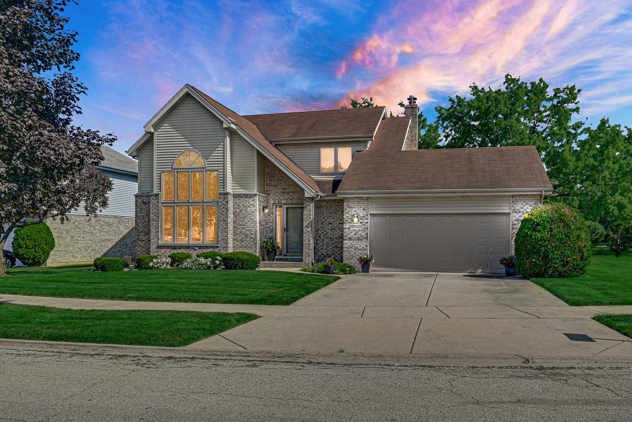 18623 Augusta Ln., Hazel Crest, IL 60429