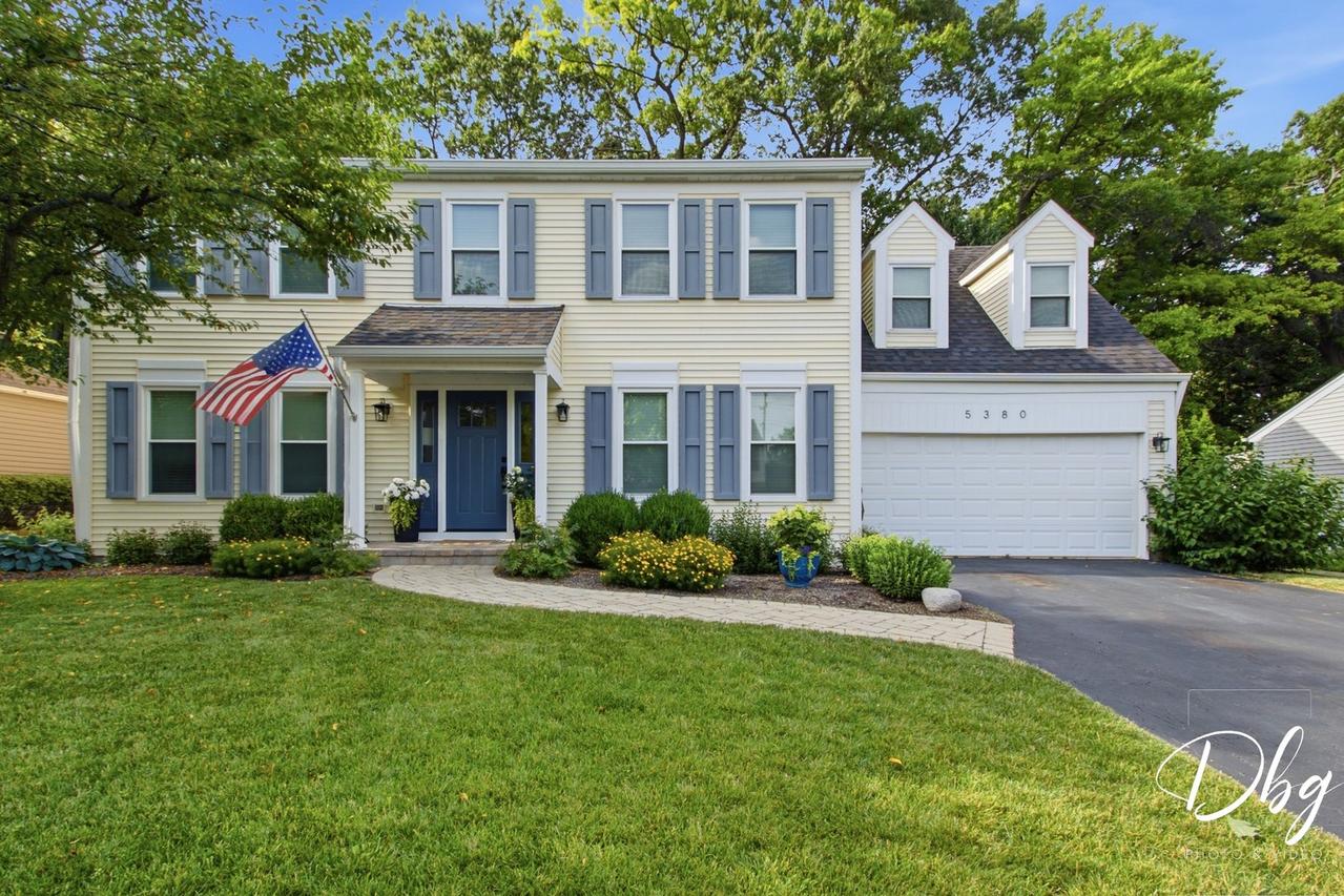 5380 Oakview Ln., Gurnee, IL 60030