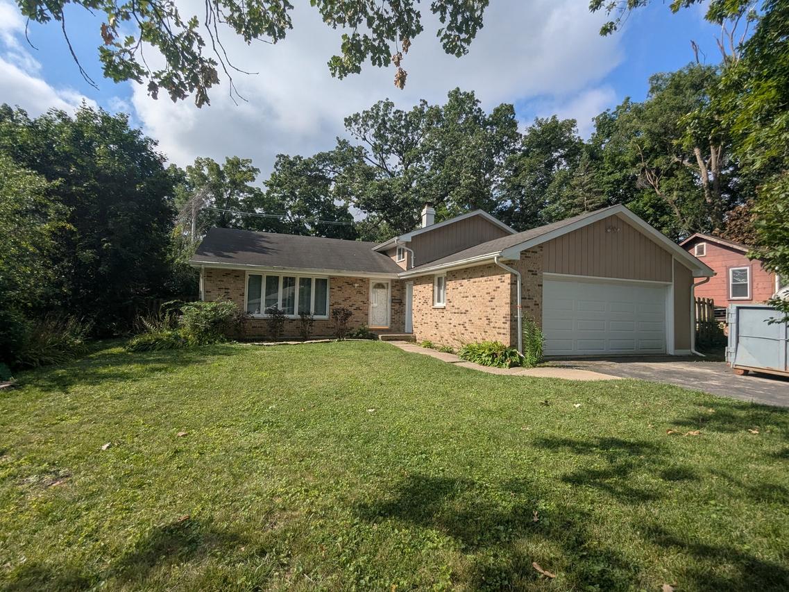 [Address Hidden by Seller], Mundelein, IL 60060