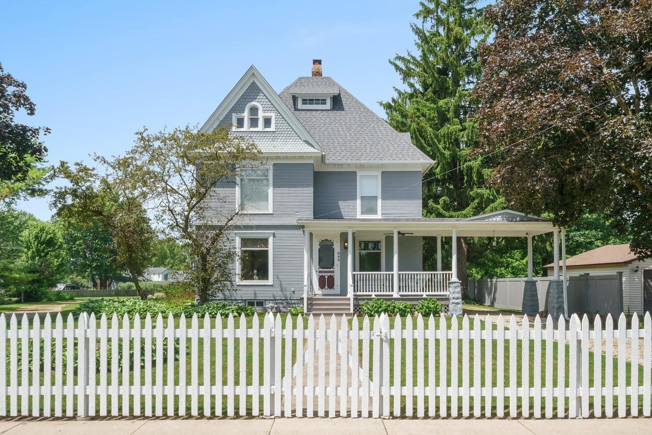 344 Flagg St., Paw Paw, IL 61353