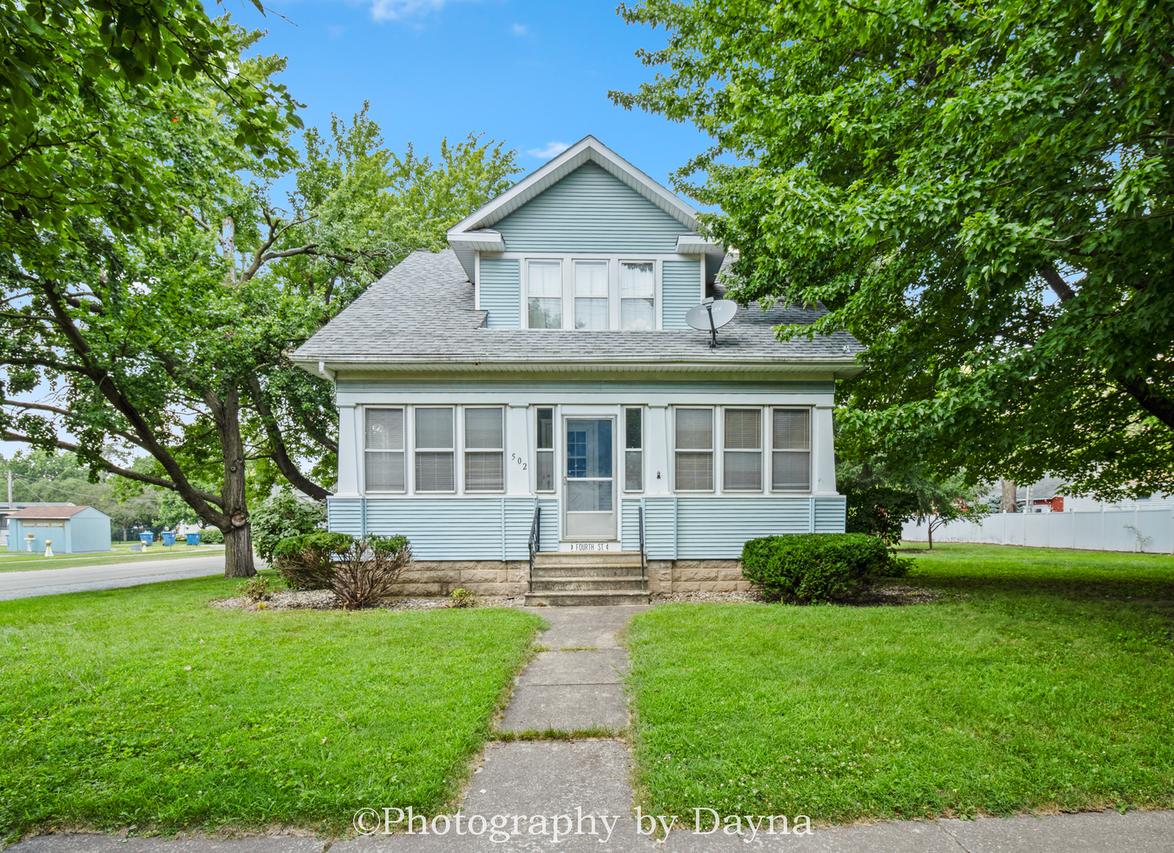 502 E 4th St., Momence, IL 60954