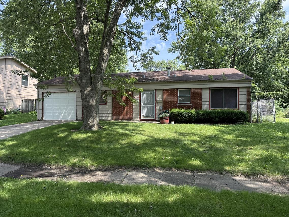 2059 215th Pl., Sauk Village, IL 60411