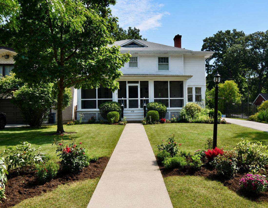 1131 Thatcher Ave., River Forest, IL 60305