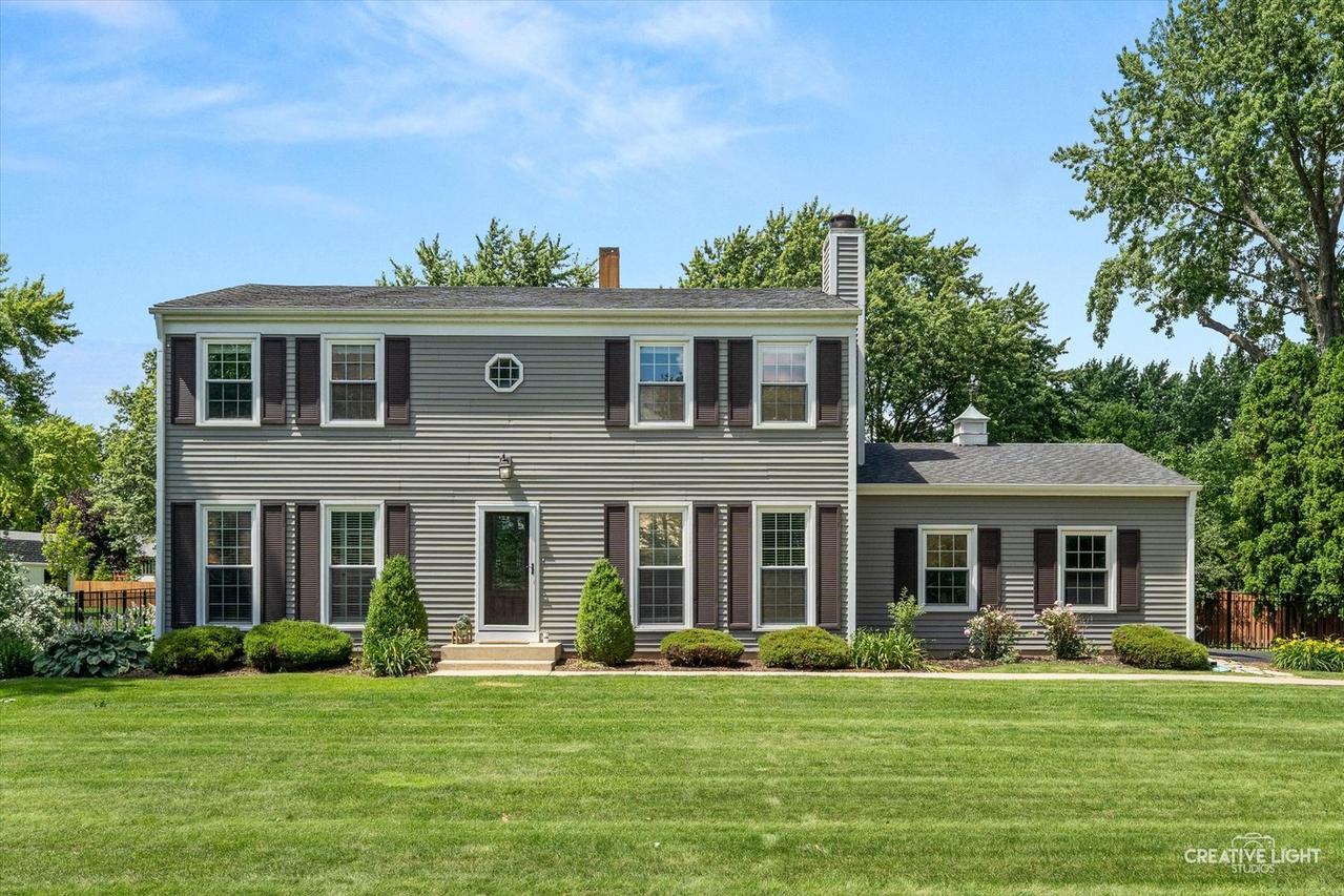 3N188 Joan Dr., St. Charles, IL 60175