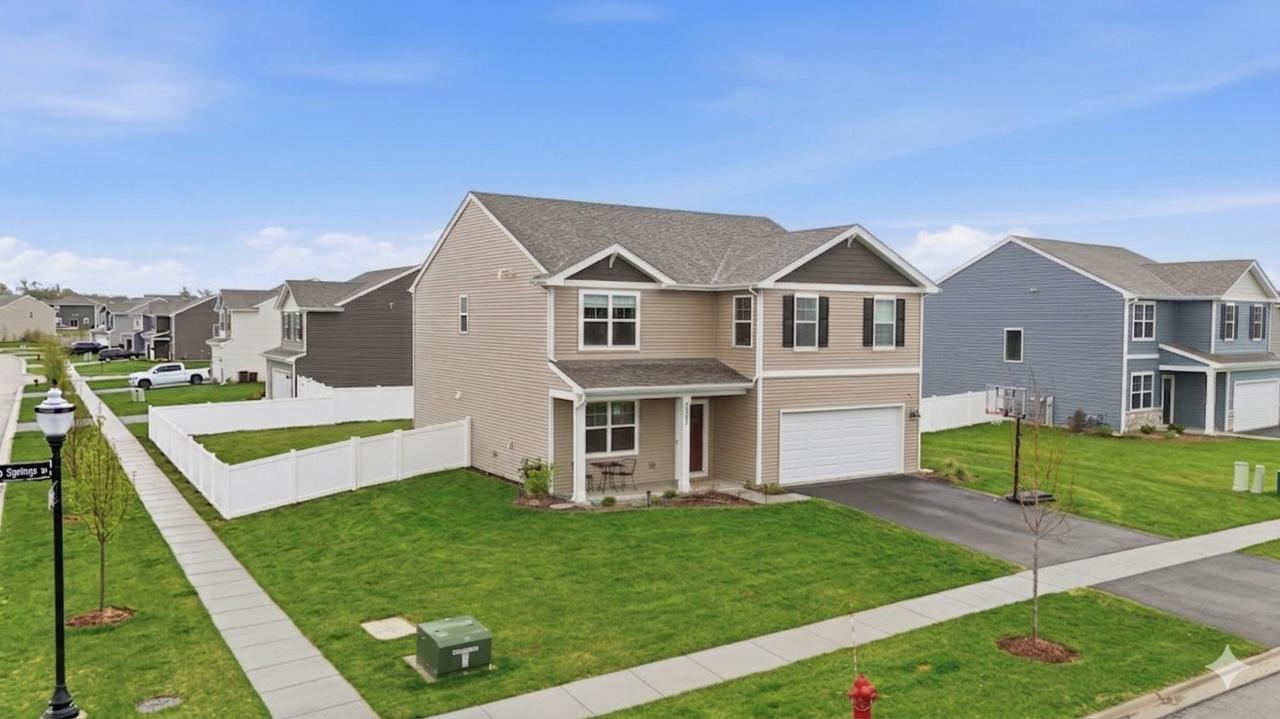 2282 Cobble Springs Dr., Wonder Lake, IL 60097