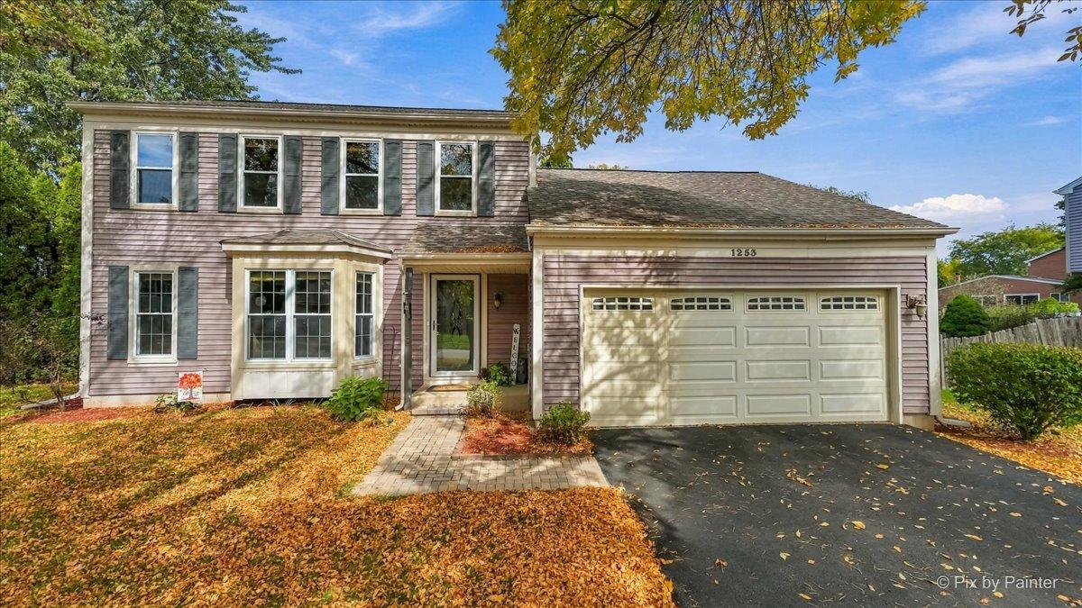 1253 Evergreen Dr., Carol Stream, IL 60188