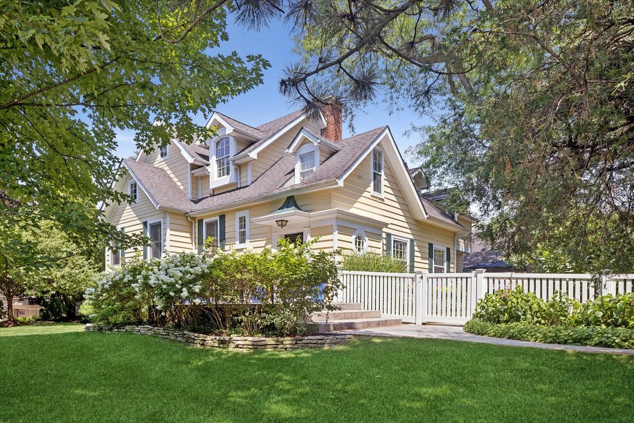 801 N Madison St., Hinsdale, IL 60521