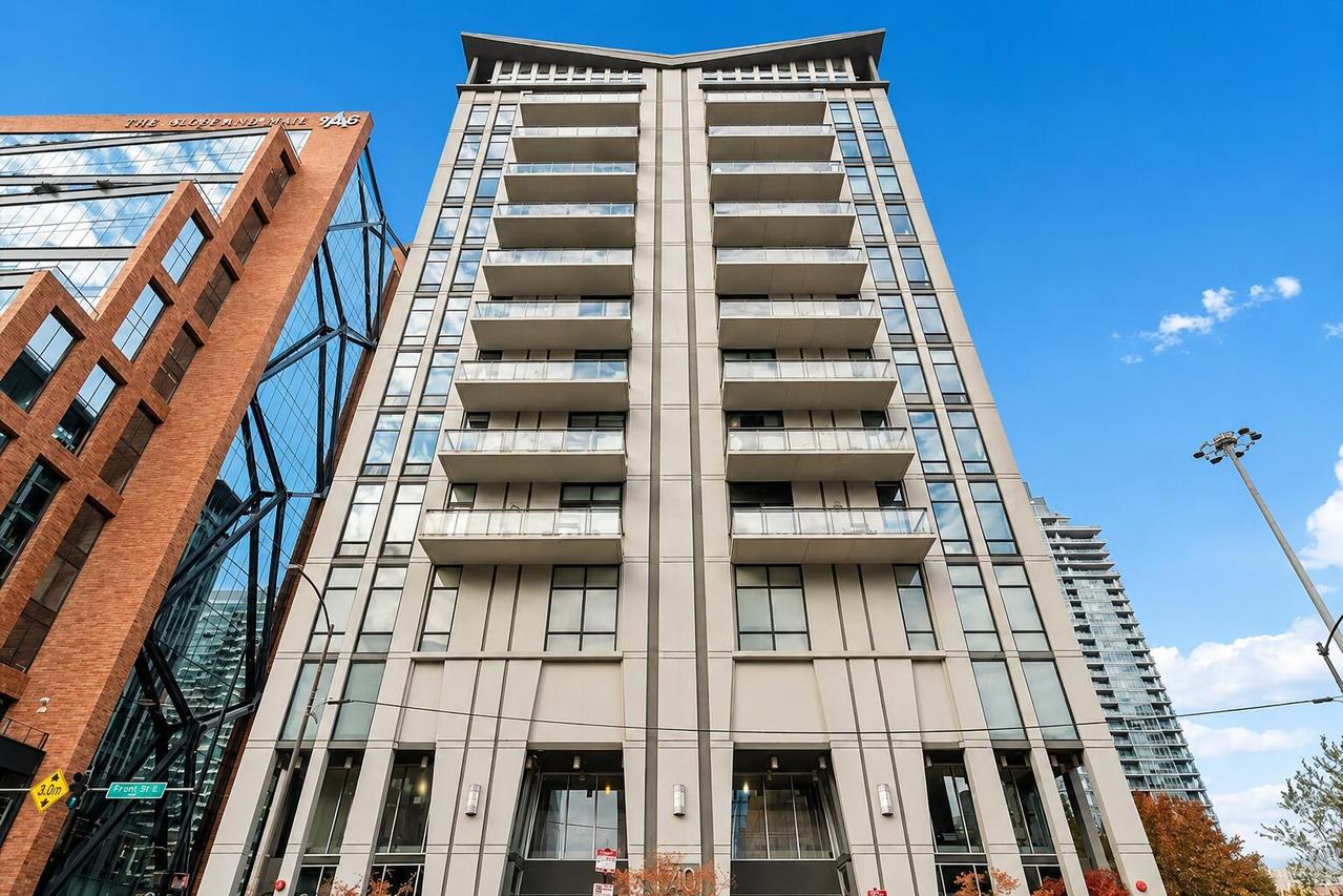 740 W Fulton St. #1303, Chicago, IL 60661