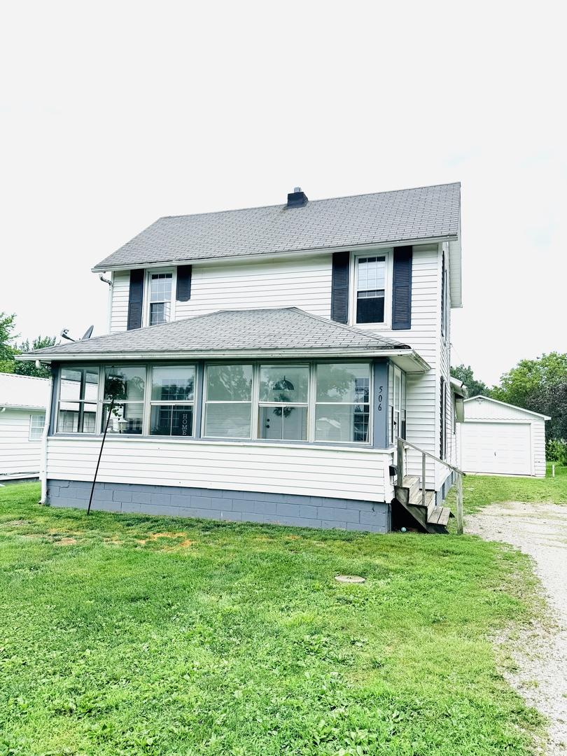 506 W Lincoln St., Hoopeston, IL 60942